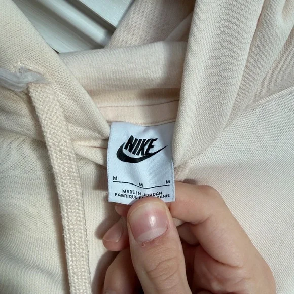 Nike Men’s Club Fleece- Cream Sweatshirt - Picture 3 of 4